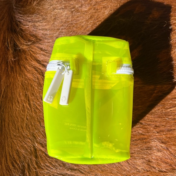 DRUNK ELEPHANT Makeup Bag - Picture 2 of 3